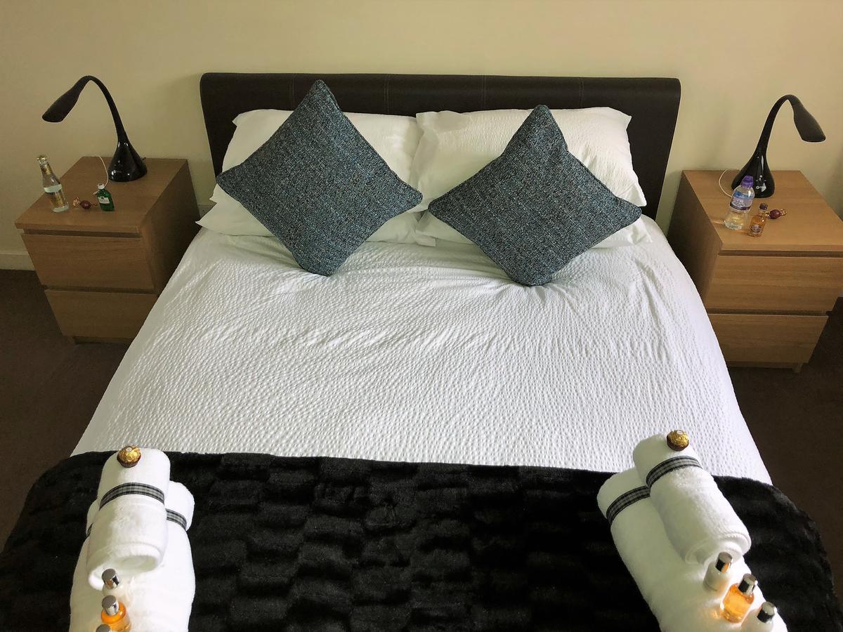 Castle Gait, First Floor Apartment Пейзли Екстериор снимка