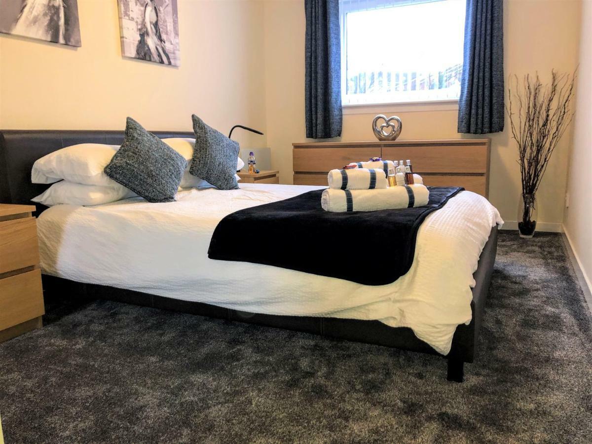 Castle Gait, First Floor Apartment Пейзли Екстериор снимка